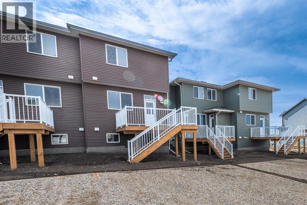 90 Edith Green NW, Calgary, Alberta  T3R 2B5 - Photo 3 - A2301554