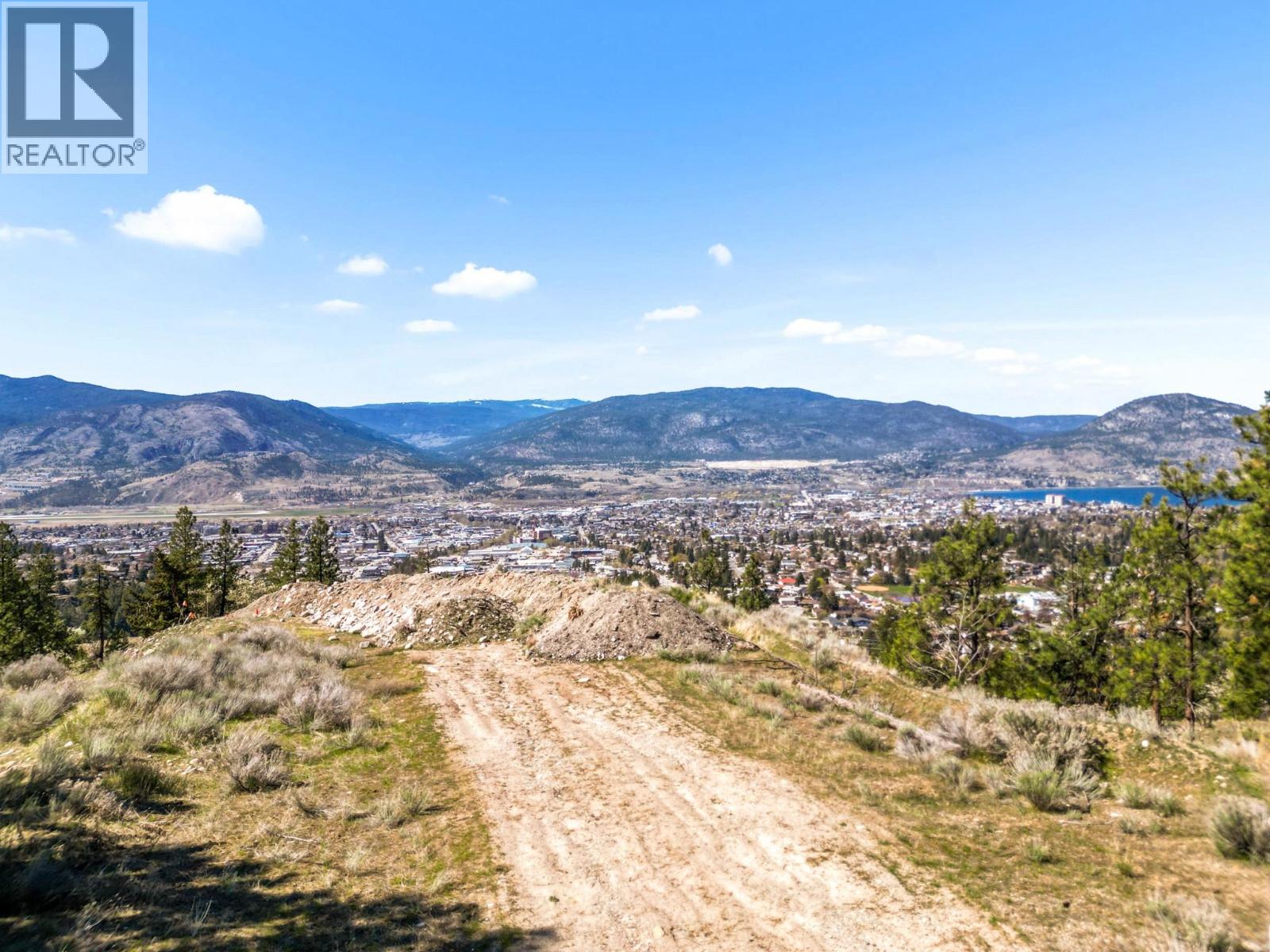 138 Saliken Drive, Penticton, British Columbia  V2A 8V6 - Photo 3 - 10359256