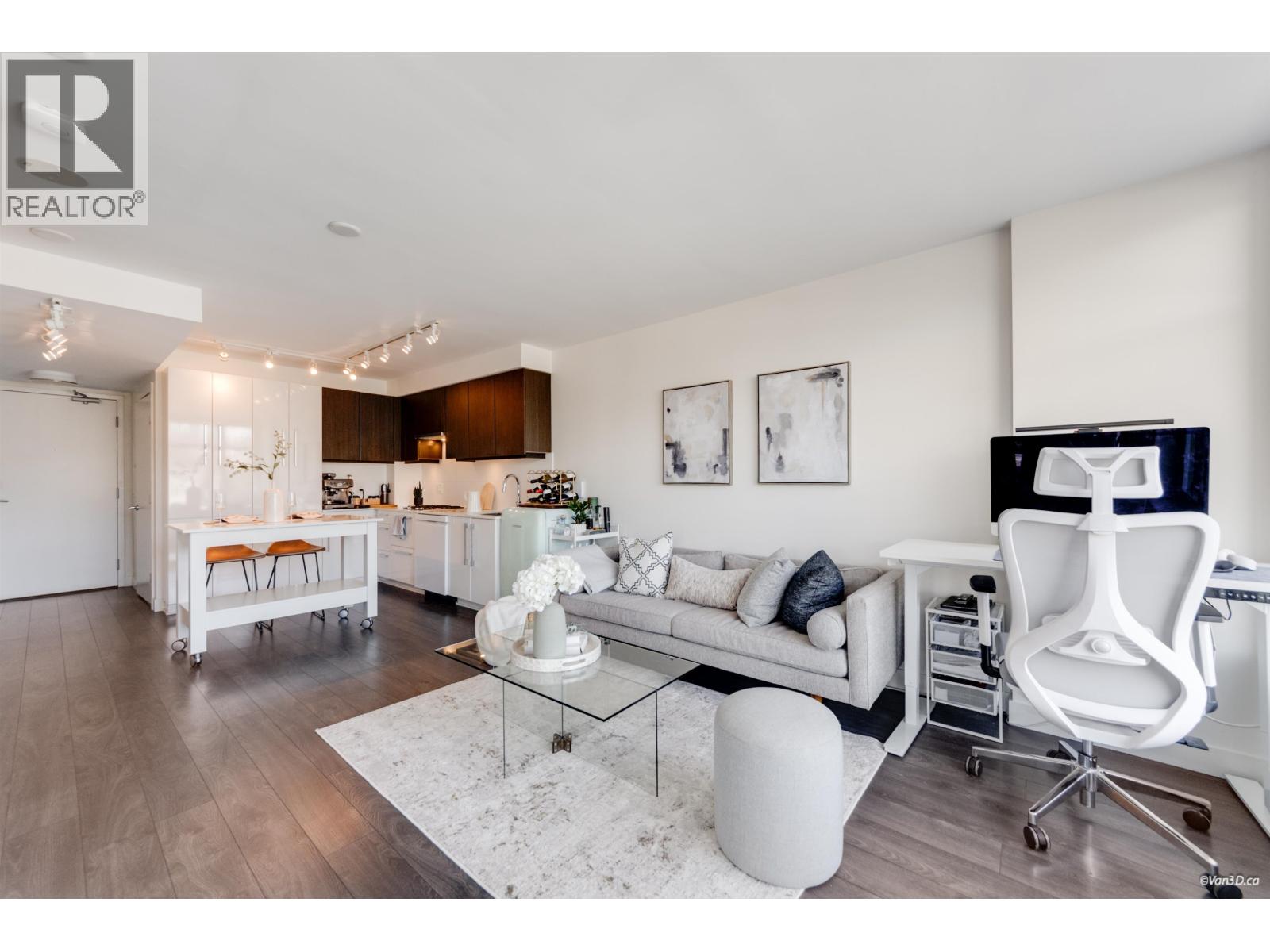 607 188 AGNES STREET, New Westminster, British Columbia