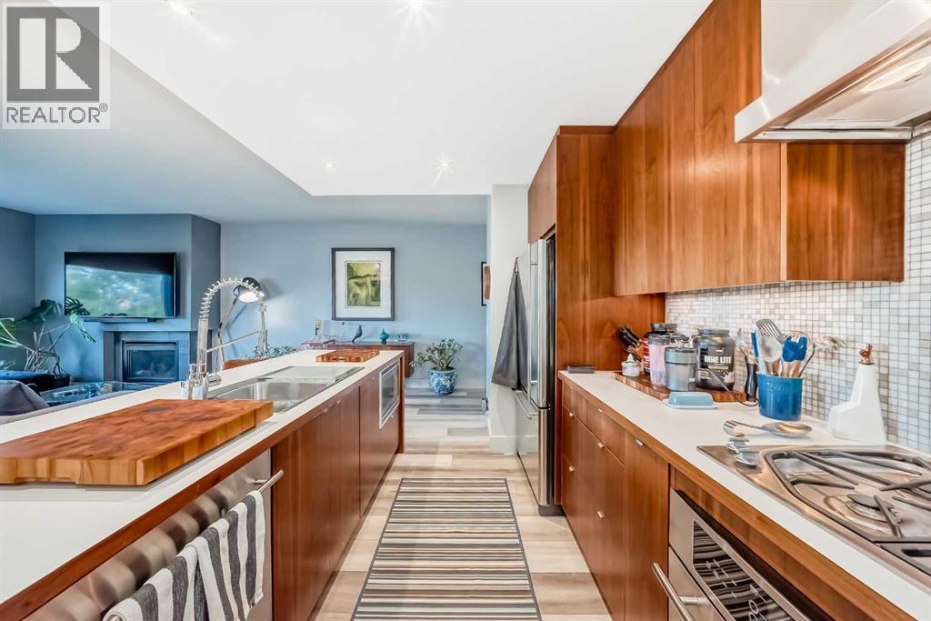 201, 2124 17 Street Sw, Calgary, Alberta  T2T 4M4 - Photo 2 - A2298807