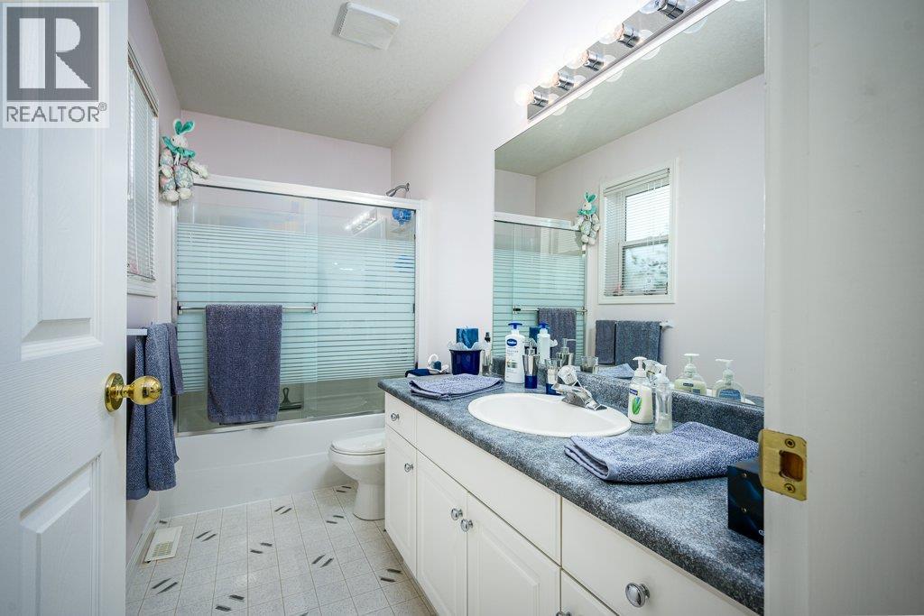 809 Cavalier Drive, Vernon, British Columbia  V1T 9M6 - Photo 10 - 10381614