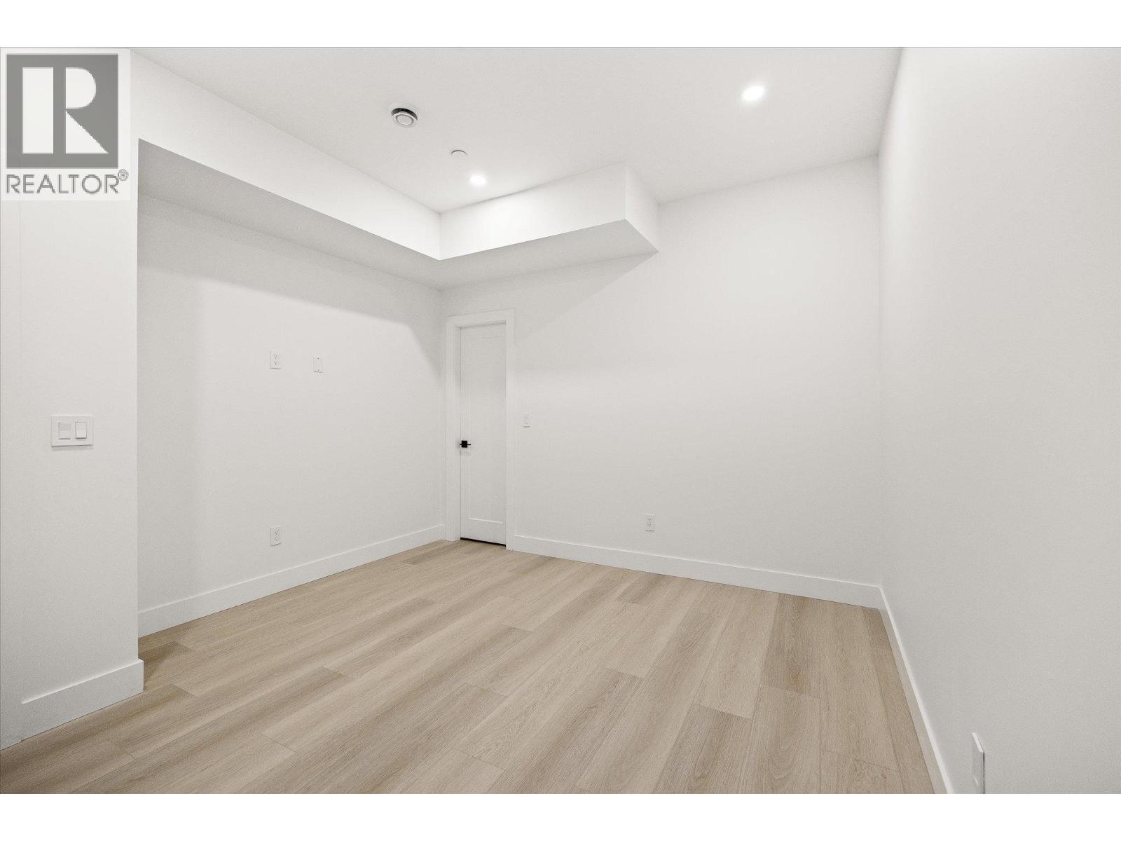 8916 Tavistock Road, Vernon, British Columbia  V1H 2L4 - Photo 36 - 10372407