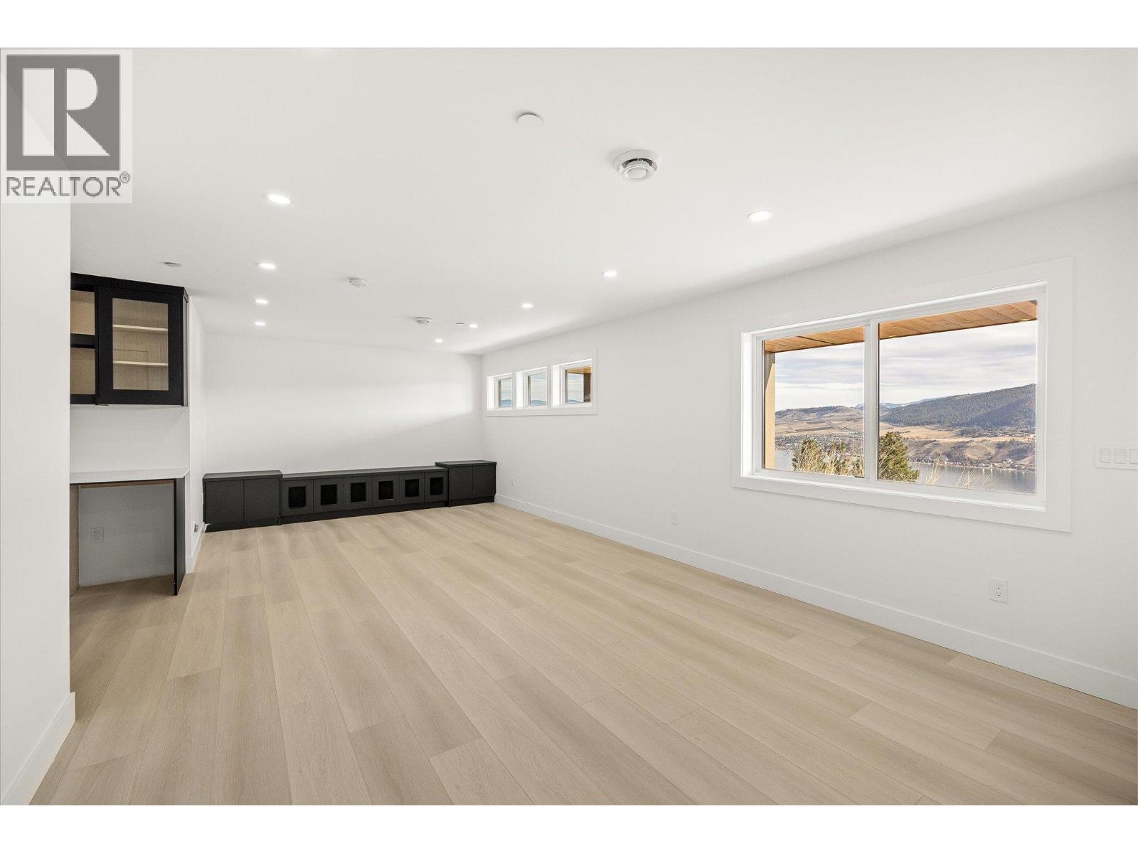 8916 Tavistock Road, Vernon, British Columbia  V1H 2L4 - Photo 39 - 10372407