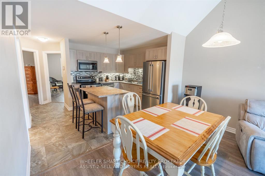 225 - 218 First Street E, Cornwall, Ontario K6H 0G2 - Photo 6 - X12993688