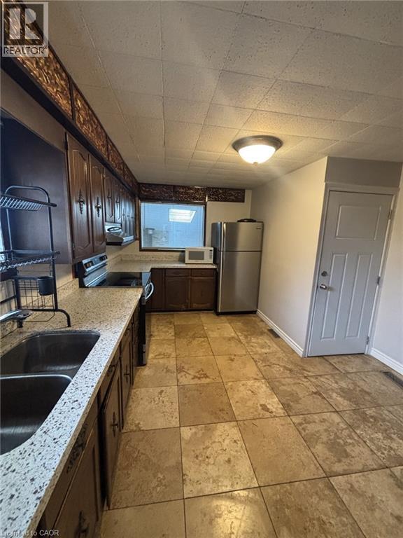 205 Ivon Avenue, Hamilton, Ontario  L8H 5S9 - Photo 9 - 40820425