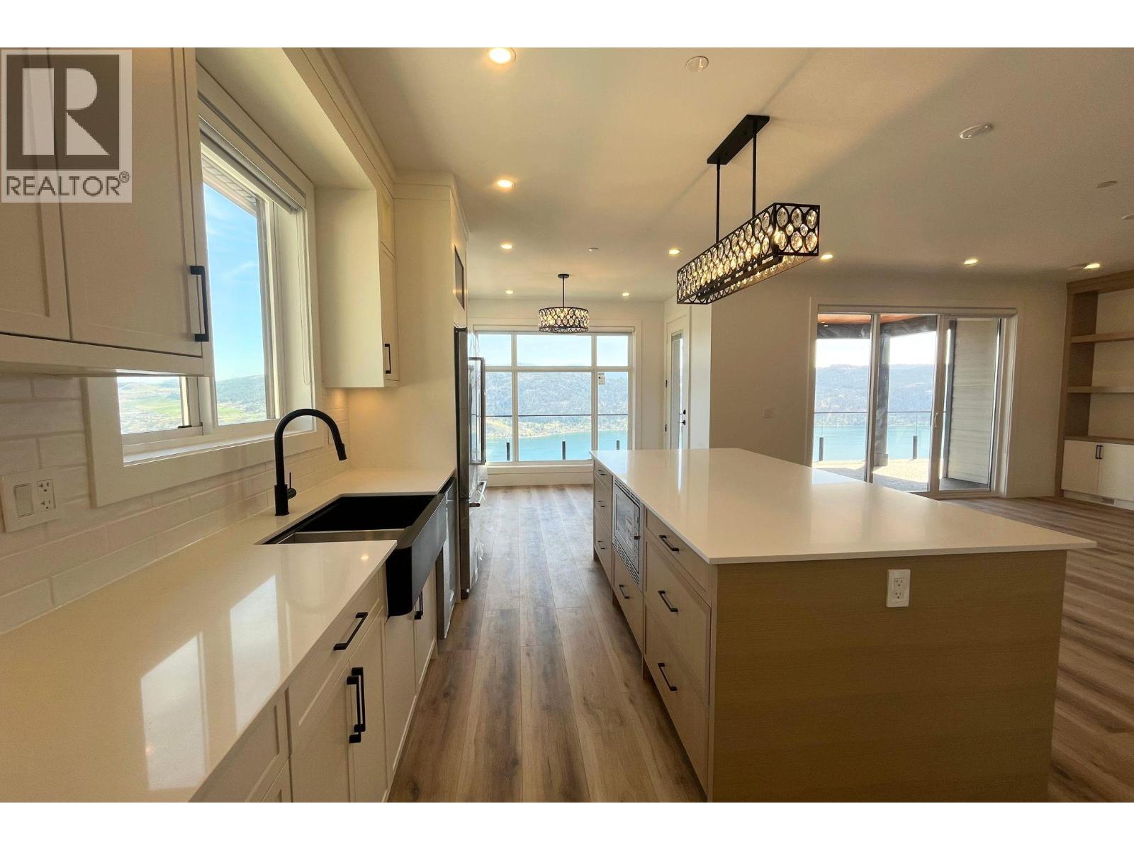 8944 Tavistock Road, Vernon, British Columbia  V1H 2K9 - Photo 10 - 10372941