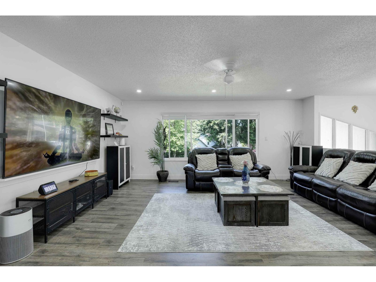 19654 47 Avenue, Langley, British Columbia  V3A 5G8 - Photo 14 - R3108543