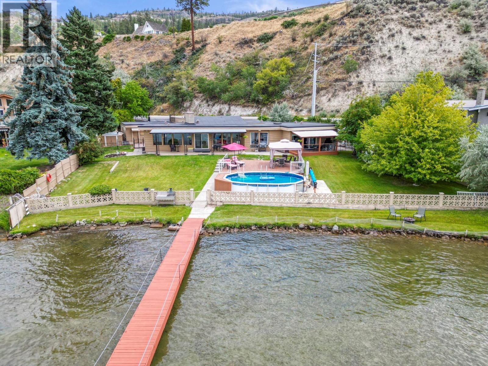 3939 Lakeside Road, Penticton, British Columbia  V2A 8W1 - Photo 4 - 10369806