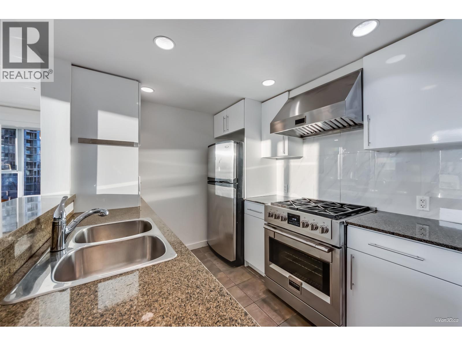 606 455 Beach Crescent, Vancouver, British Columbia  V6Z 3E5 - Photo 14 - R3102922