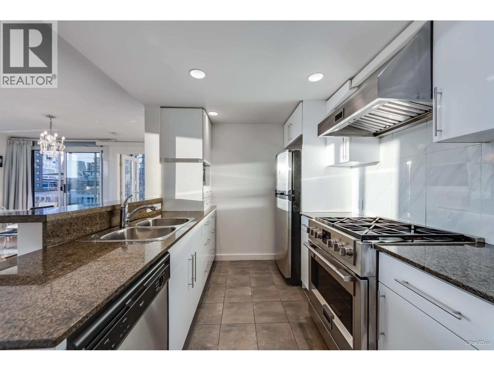 606 455 Beach Crescent, Vancouver, British Columbia  V6Z 3E5 - Photo 15 - R3102922