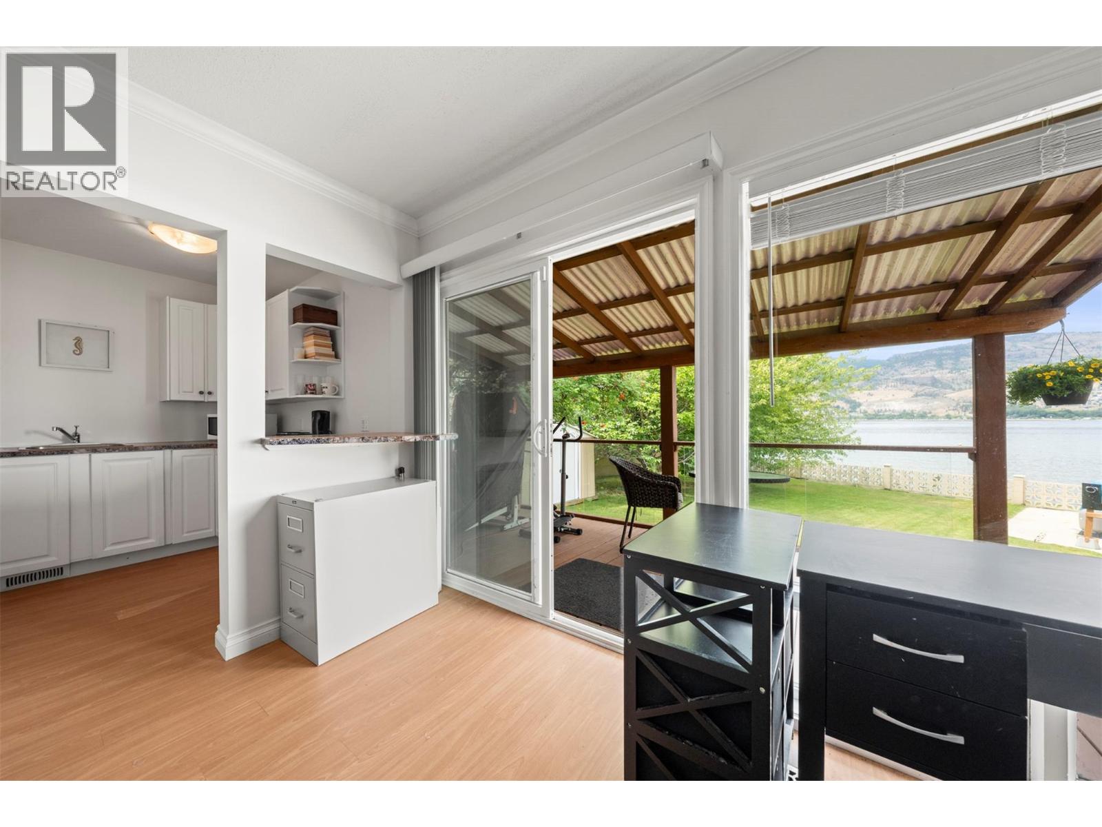 3939 Lakeside Road, Penticton, British Columbia  V2A 8W1 - Photo 25 - 10369806
