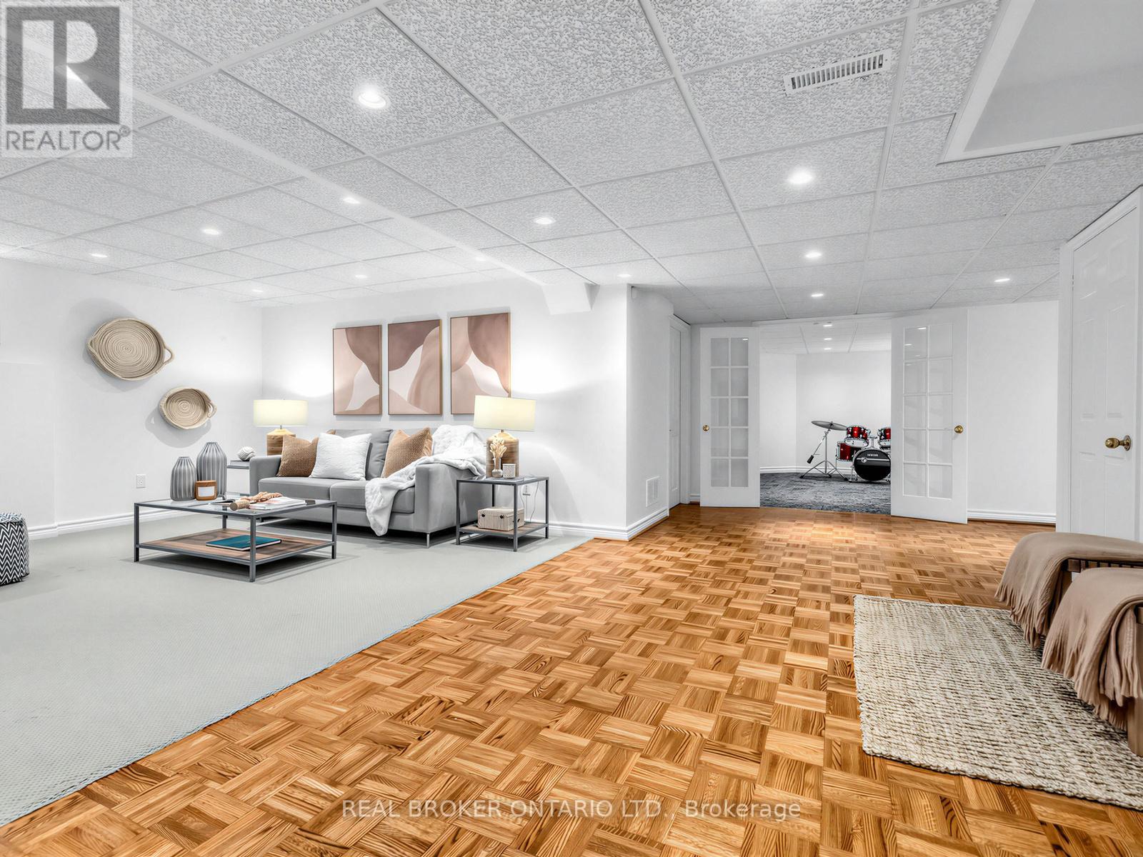 9 Temagami Court, Toronto, Ontario  M2M 4E6 - Photo 32 - C12993660