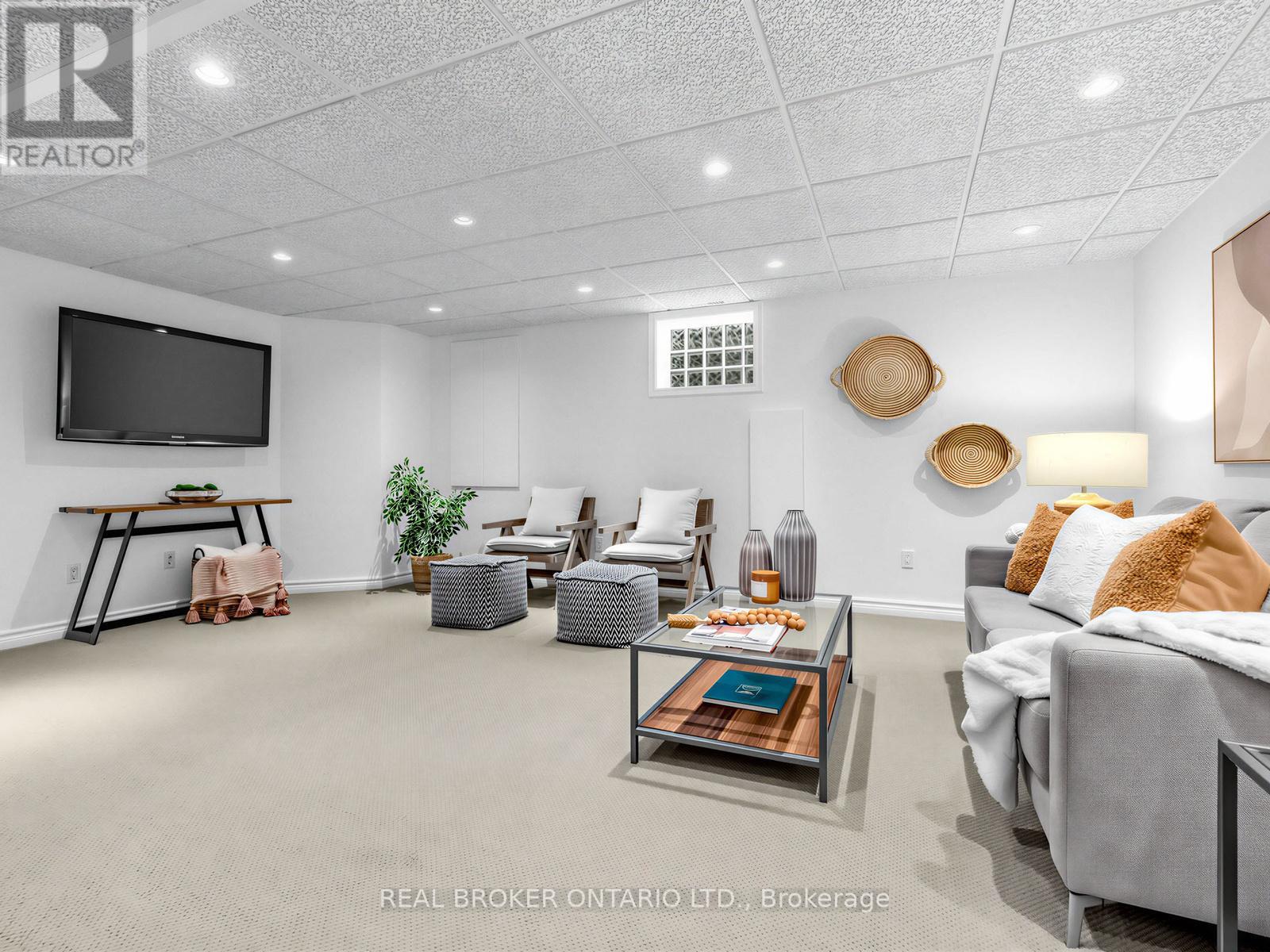 9 Temagami Court, Toronto, Ontario  M2M 4E6 - Photo 33 - C12993660