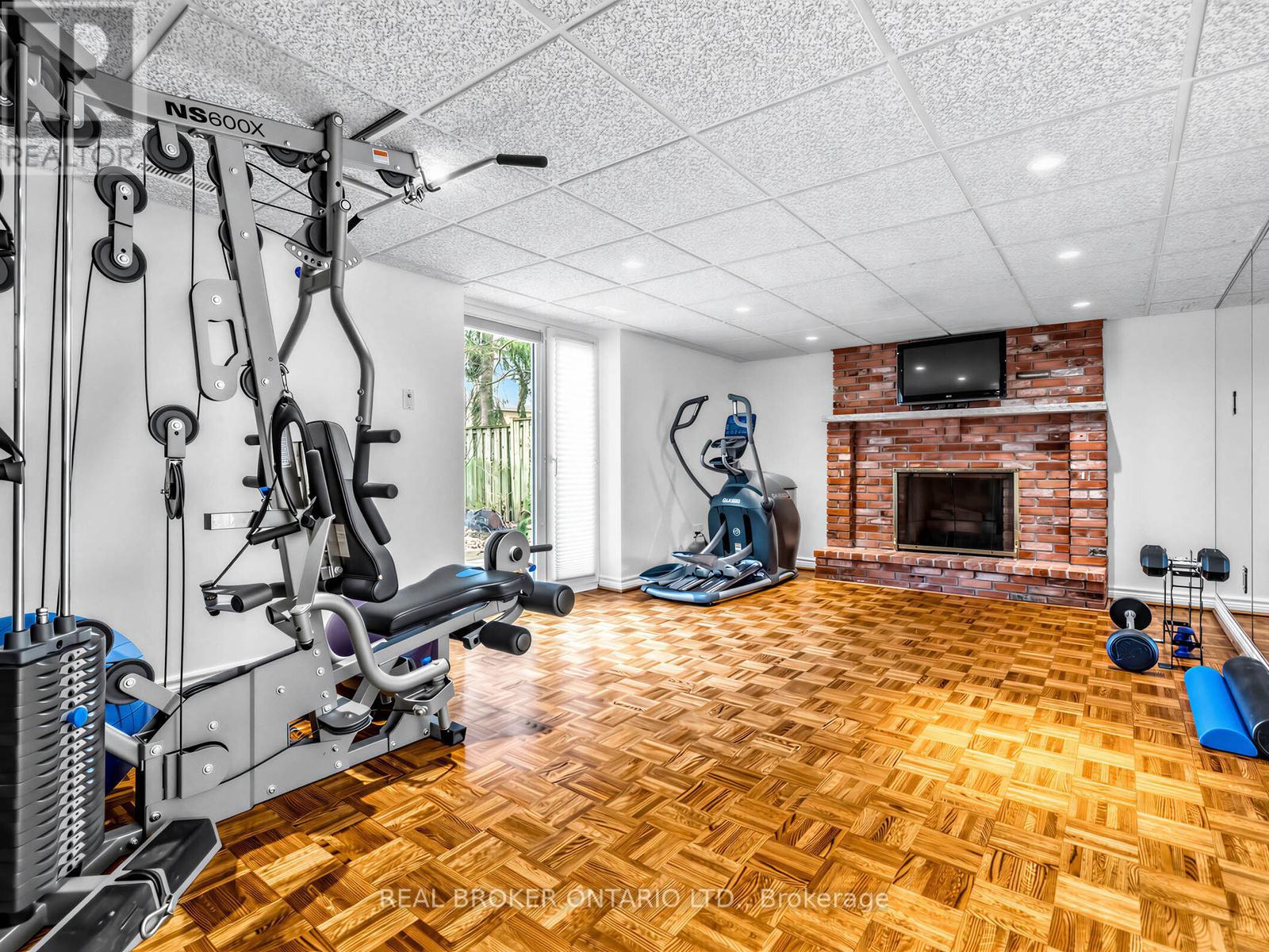 9 Temagami Court, Toronto, Ontario  M2M 4E6 - Photo 35 - C12993660