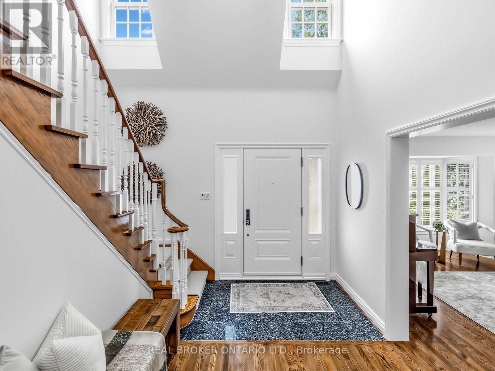 9 Temagami Court, Toronto, Ontario  M2M 4E6 - Photo 4 - C12993660