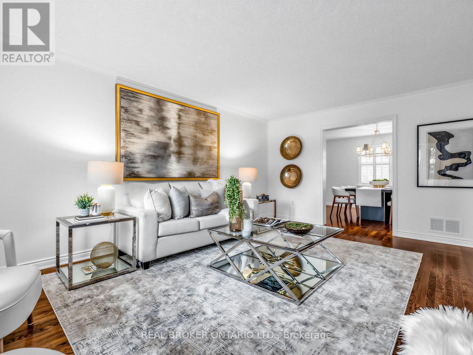 9 Temagami Court, Toronto, Ontario  M2M 4E6 - Photo 8 - C12993660