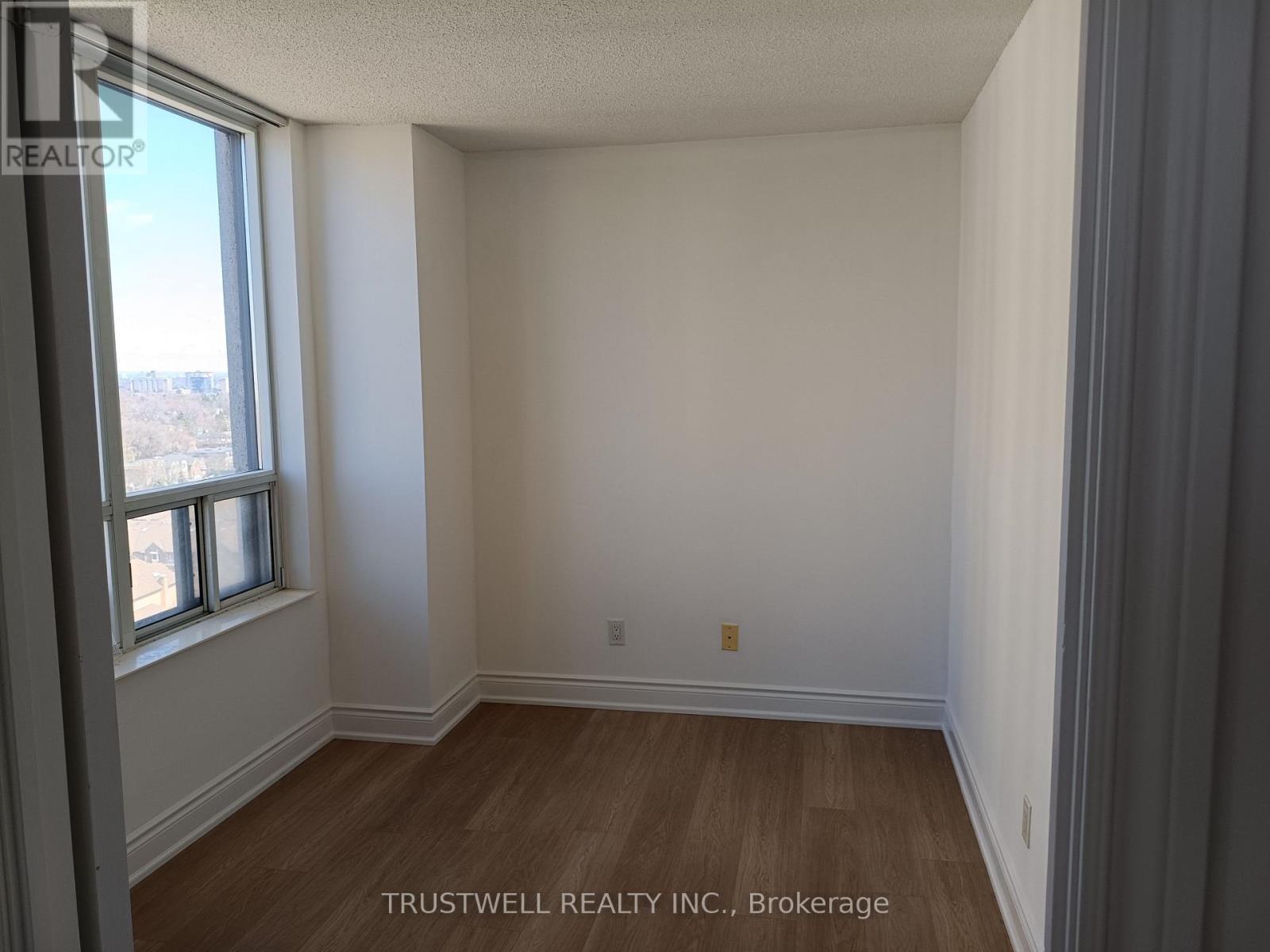 1618 - 15 Northtown Way, Toronto, Ontario  M2N 7A2 - Photo 8 - C12993686