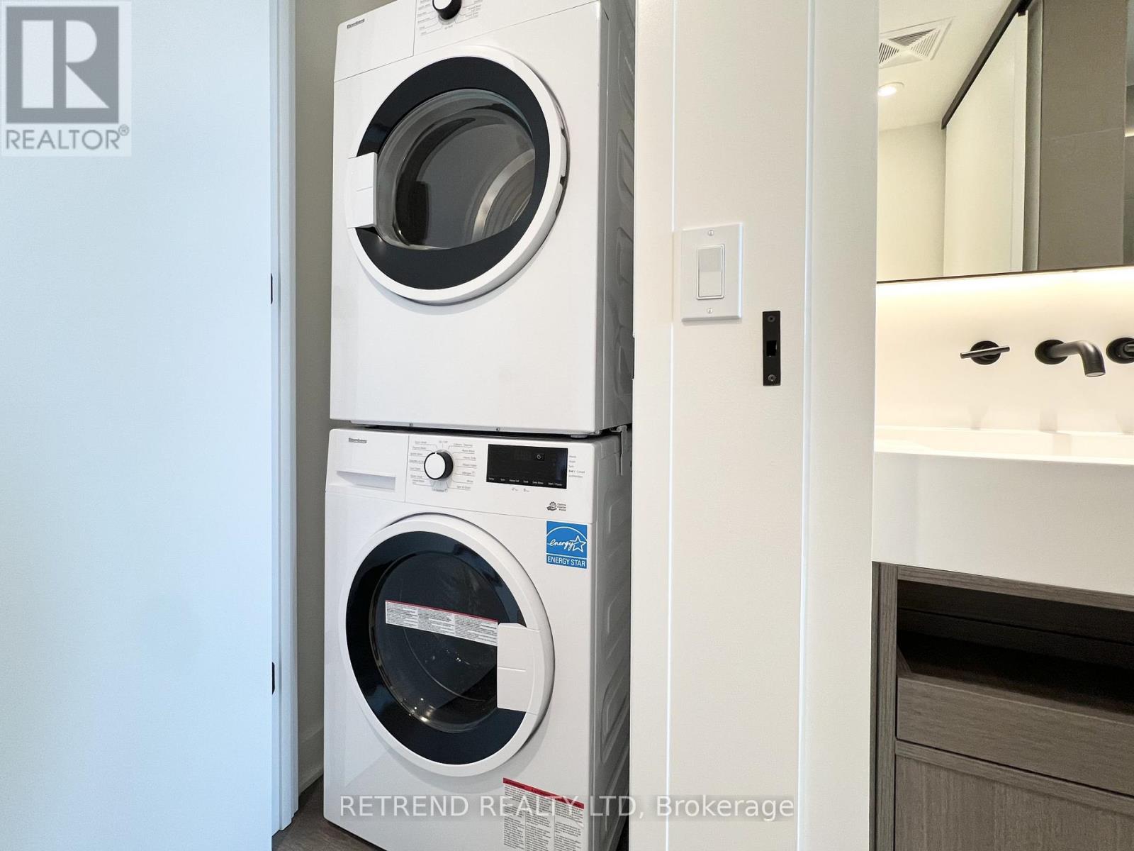 2601 - 55 Charles Street E, Toronto, Ontario  M4Y 0J1 - Photo 16 - C12993706