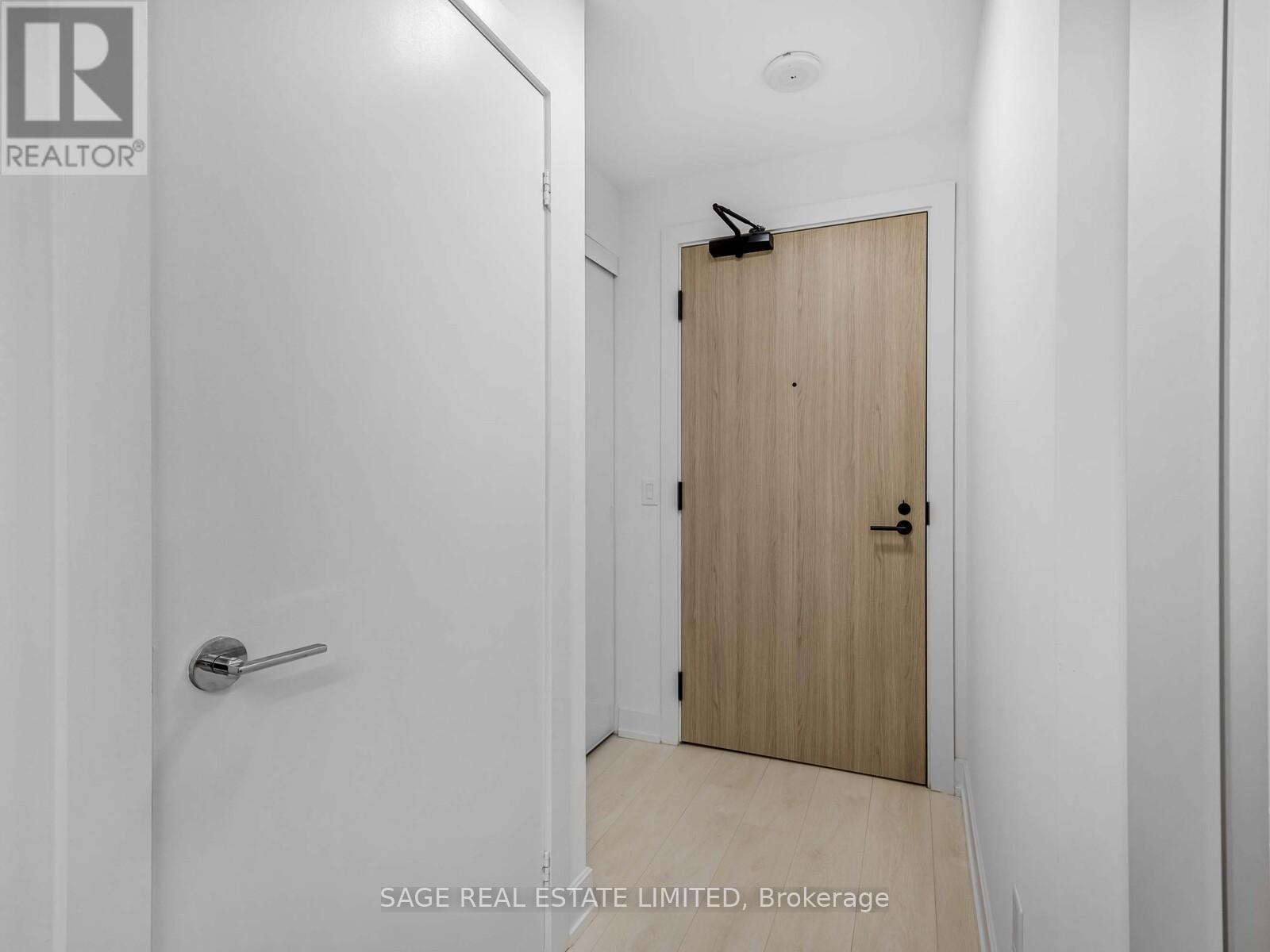 414 - 15 MERCER STREET, Toronto, Ontario