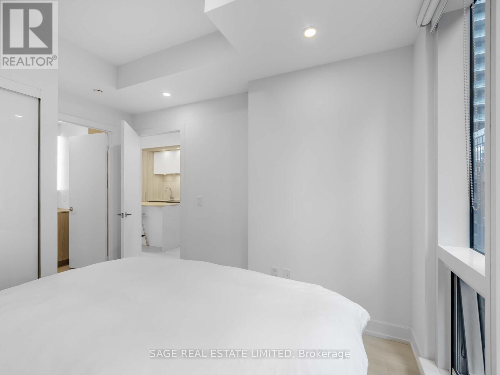 414 - 15 Mercer Street, Toronto, Ontario  M5V 1H2 - Photo 17 - C12993748