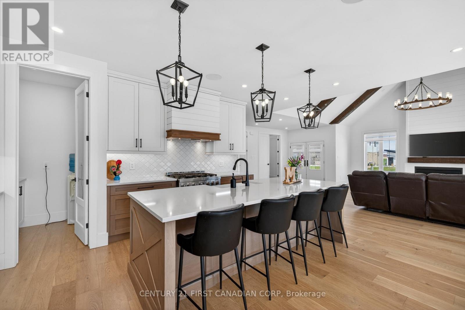 101 Harvest Lane, Dutton/dunwich, Ontario  N0L 1J0 - Photo 17 - X12993682