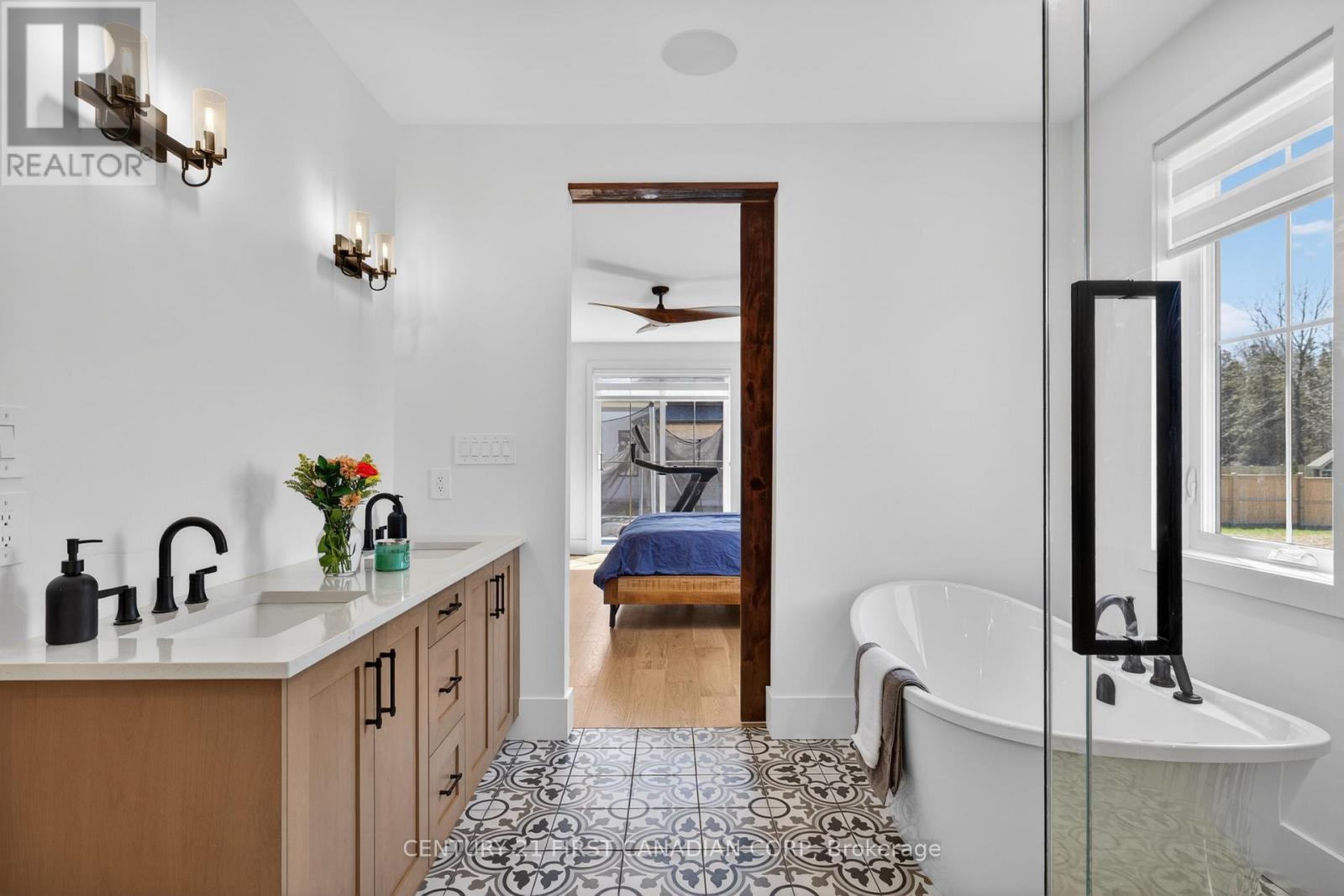 101 Harvest Lane, Dutton/dunwich, Ontario  N0L 1J0 - Photo 25 - X12993682