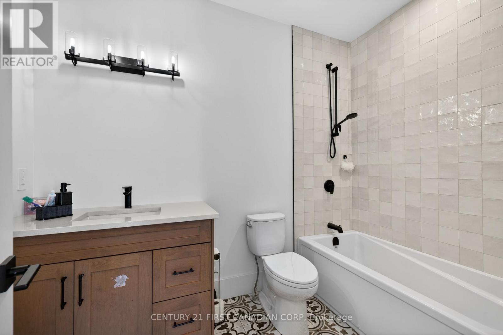 101 Harvest Lane, Dutton/dunwich, Ontario  N0L 1J0 - Photo 41 - X12993682