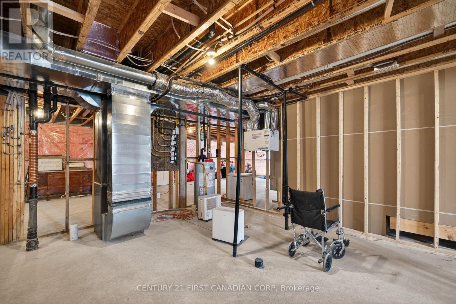 101 Harvest Lane, Dutton/dunwich, Ontario  N0L 1J0 - Photo 46 - X12993682