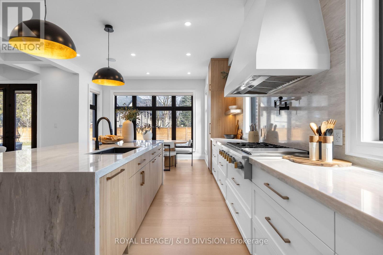 4 Pine Ridge Drive, Toronto, Ontario  M1M 2X3 - Photo 16 - E12993700