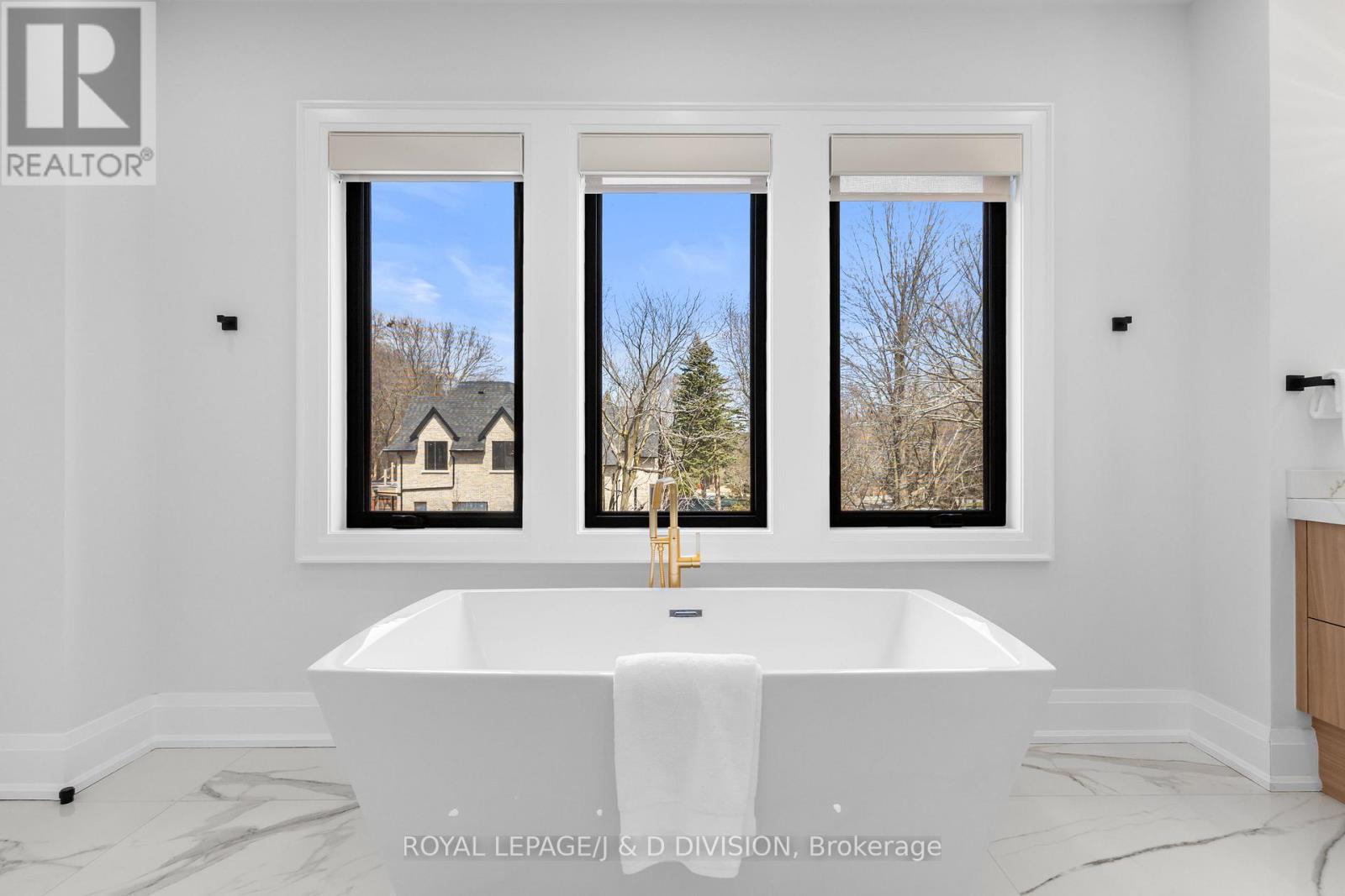 4 Pine Ridge Drive, Toronto, Ontario  M1M 2X3 - Photo 28 - E12993700