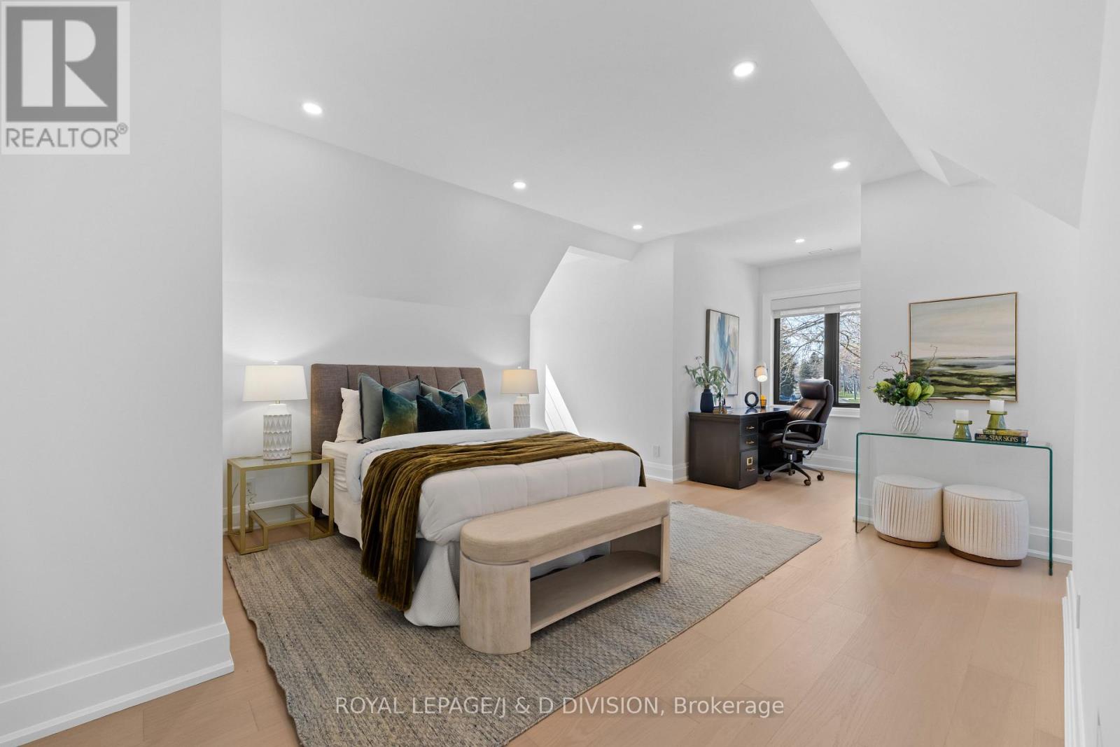 4 Pine Ridge Drive, Toronto, Ontario  M1M 2X3 - Photo 36 - E12993700