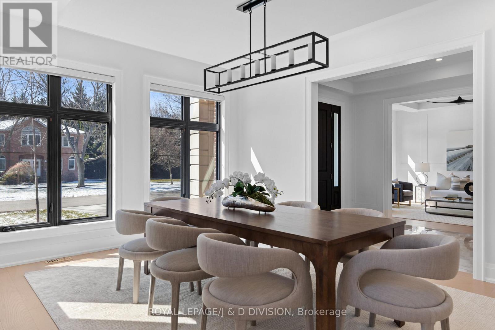 4 Pine Ridge Drive, Toronto, Ontario  M1M 2X3 - Photo 7 - E12993700