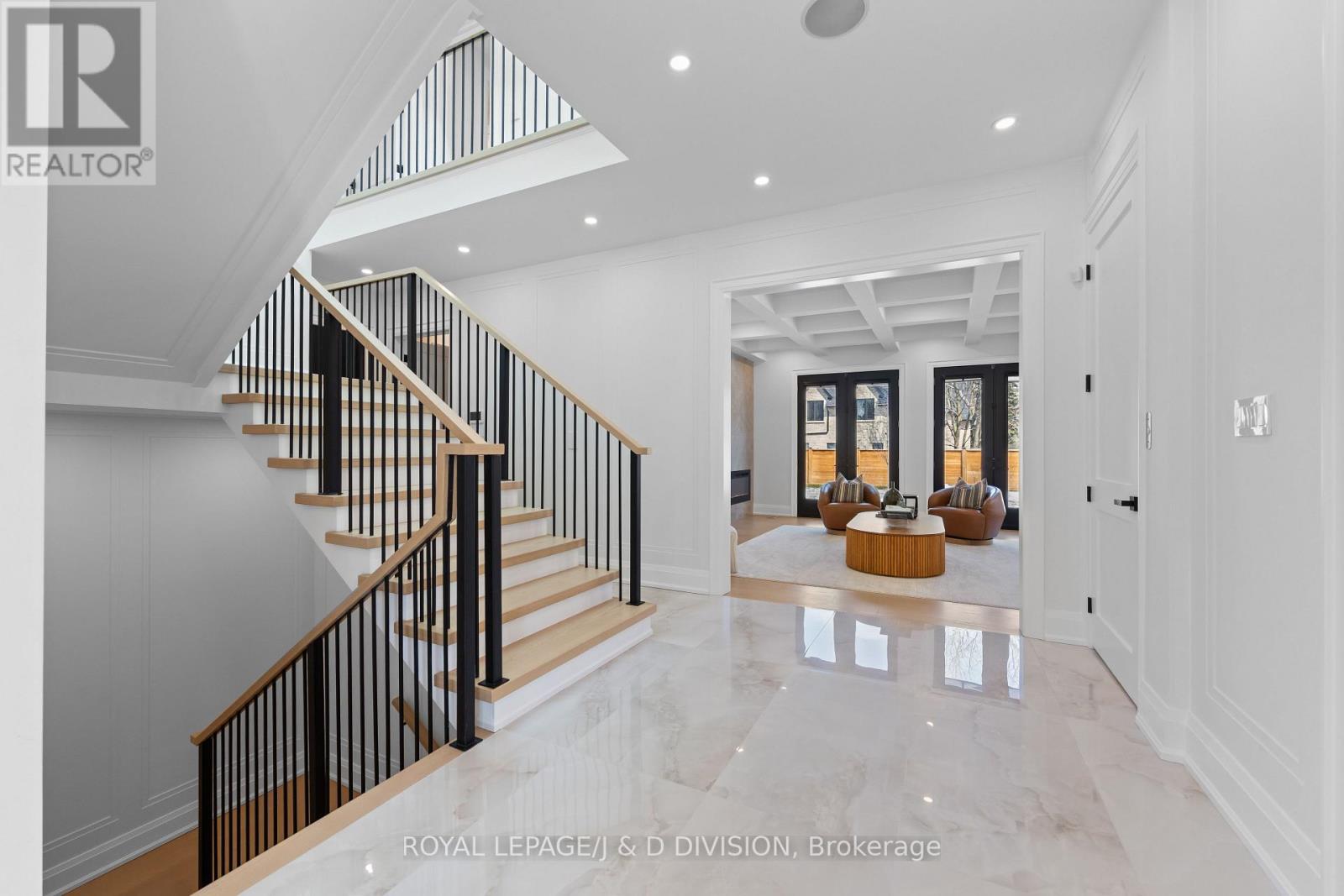 4 Pine Ridge Drive, Toronto, Ontario  M1M 2X3 - Photo 9 - E12993700