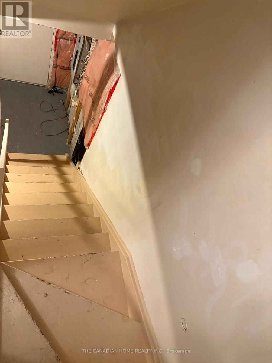 49 Larkspur Road, Brampton, Ontario  L6R 1W8 - Photo 15 - W12931844