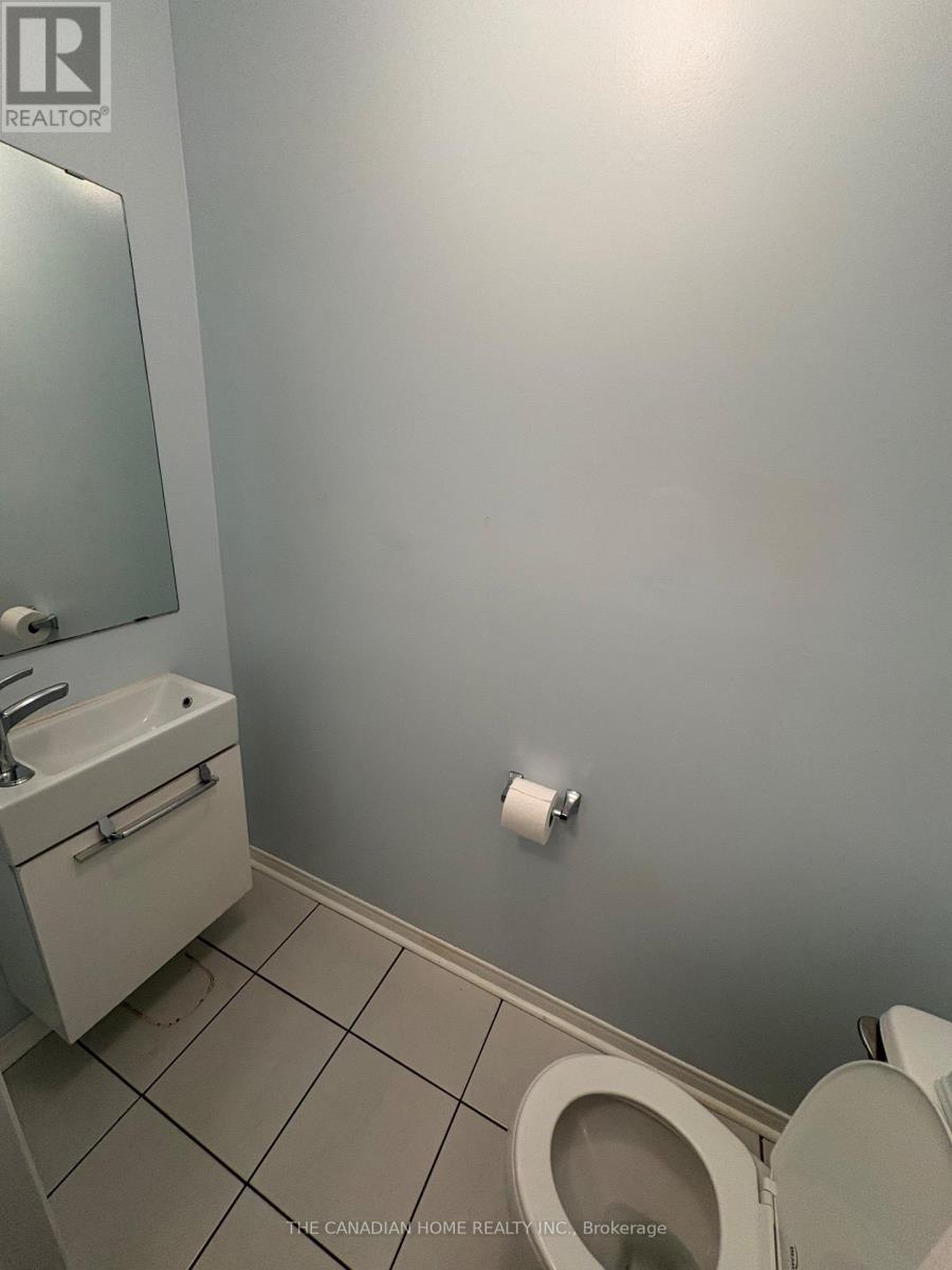 49 Larkspur Road, Brampton, Ontario  L6R 1W8 - Photo 13 - W12931844