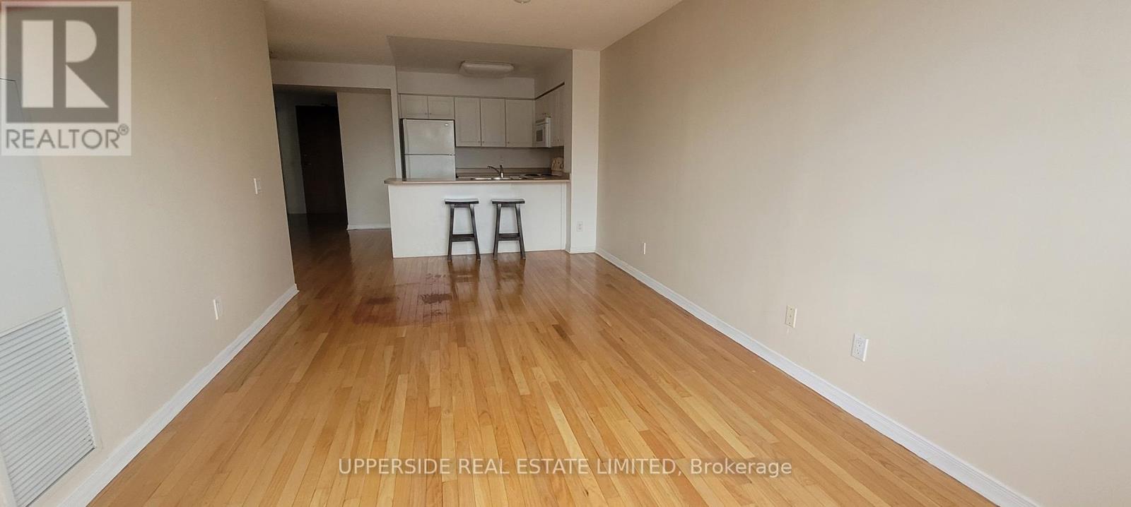 501 - 9 Northern Heights Drive, Richmond Hill, Ontario  L4B 4M5 - Photo 2 - N12993662