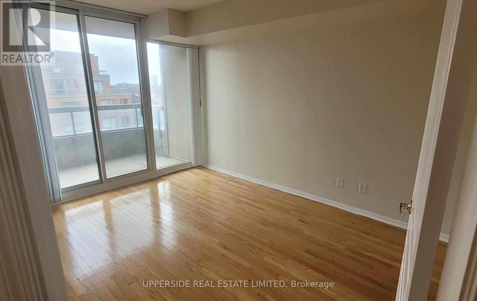 501 - 9 Northern Heights Drive, Richmond Hill, Ontario  L4B 4M5 - Photo 3 - N12993662