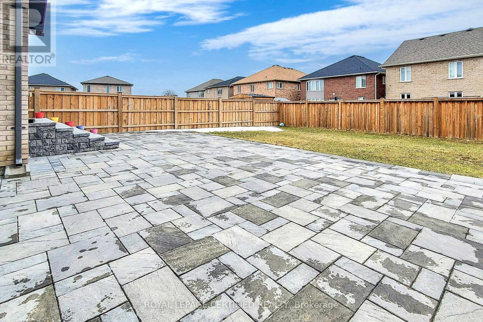 62 Heritage Street, Bradford West Gwillimbury, Ontario  L3Z 0X4 - Photo 43 - N12993708