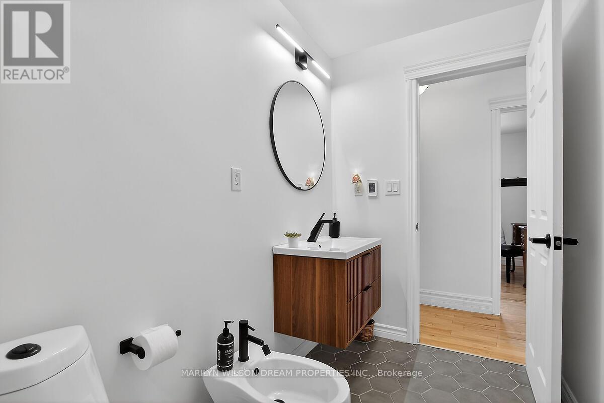 2105 Bangor Street, Ottawa, Ontario K1G 2X6 - Photo 28 - X12993544