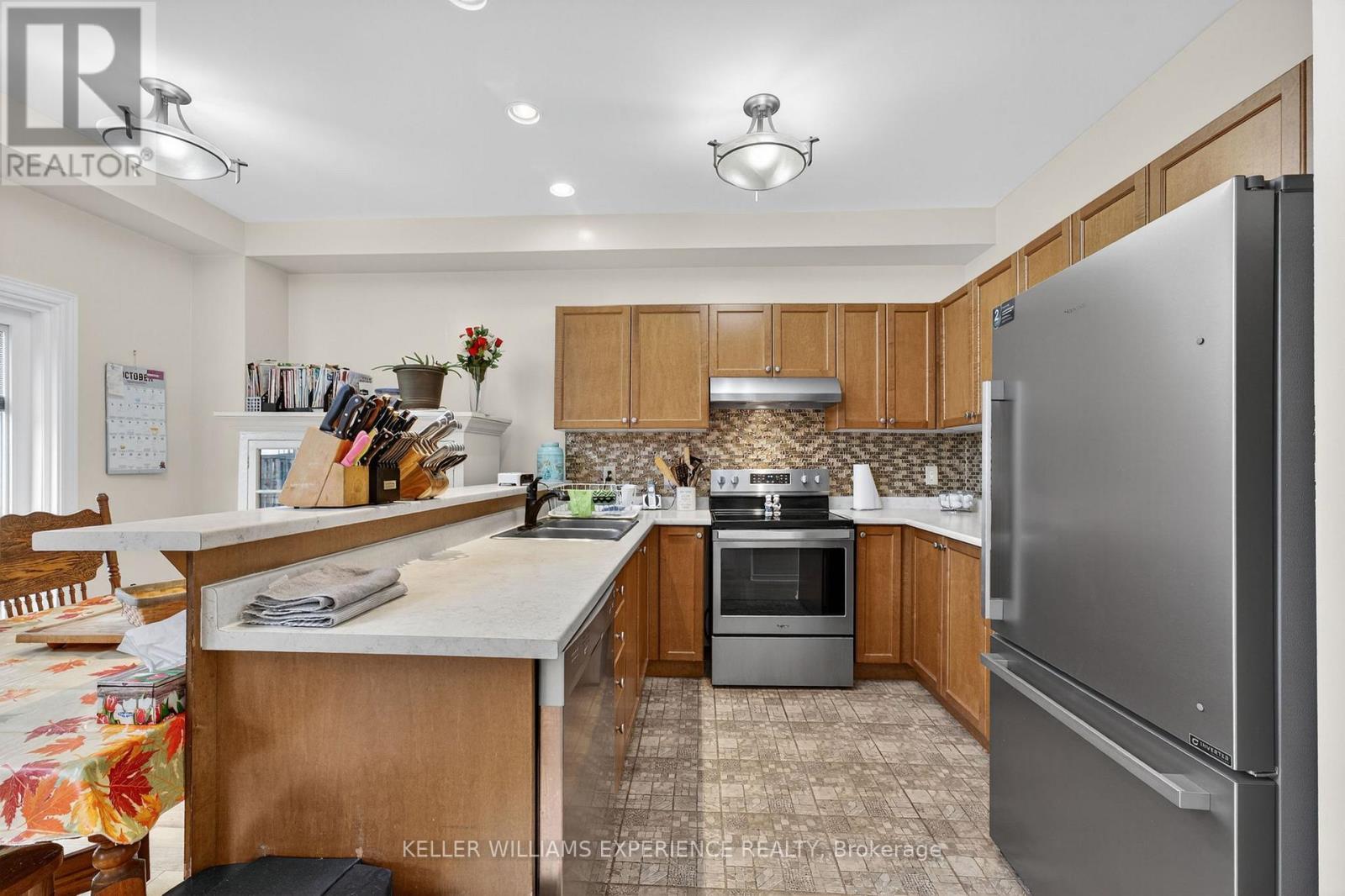 124 Tunbridge Road, Barrie, Ontario  L4M 6T1 - Photo 21 - S12993712