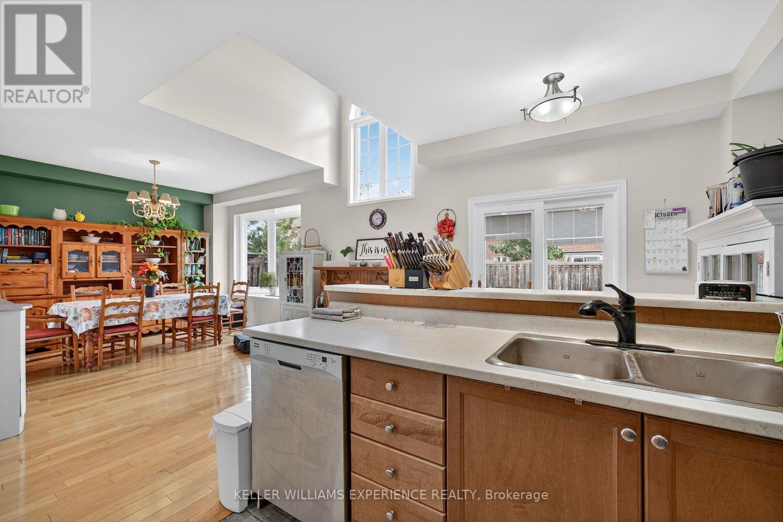 124 Tunbridge Road, Barrie, Ontario  L4M 6T1 - Photo 23 - S12993712