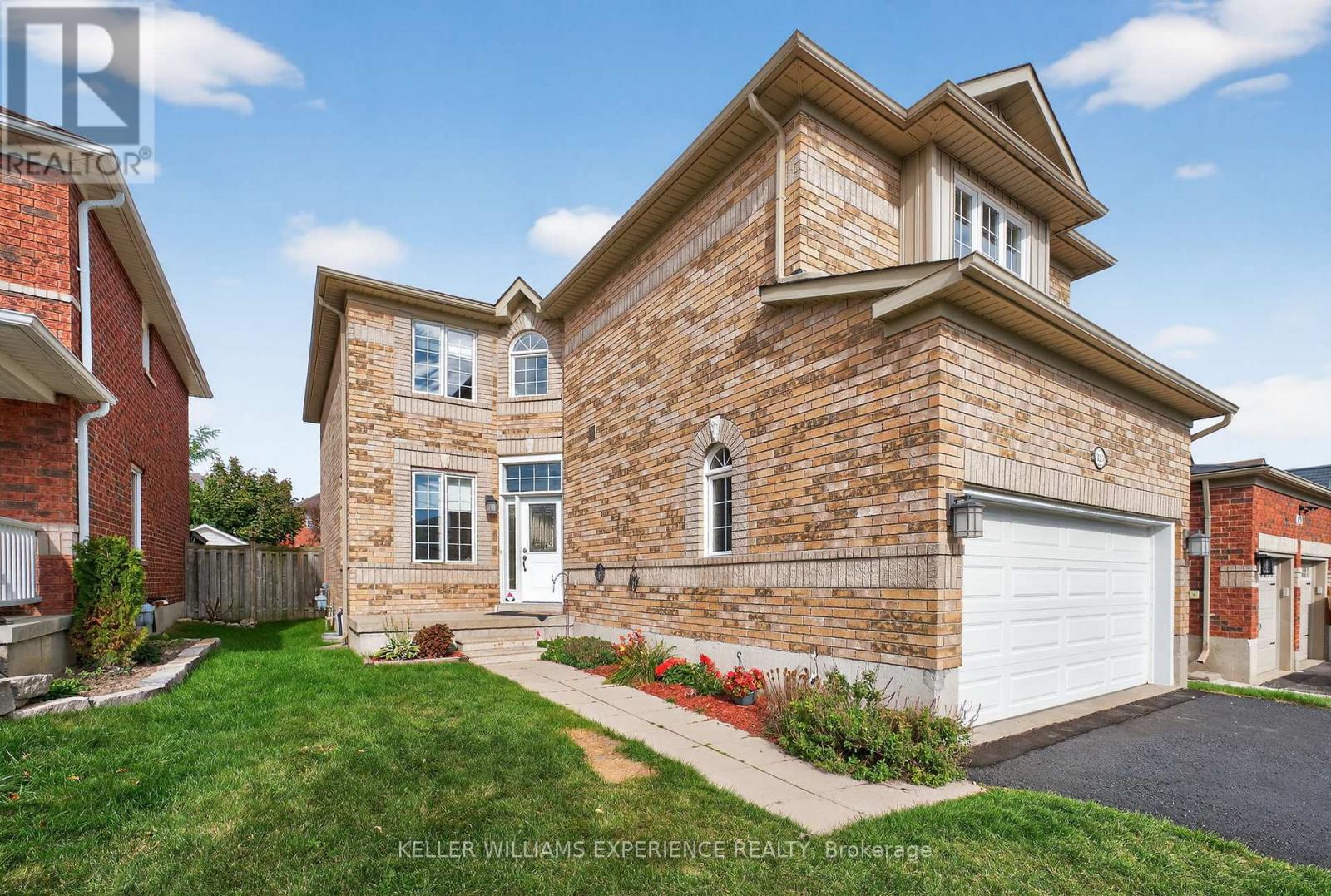 124 Tunbridge Road, Barrie, Ontario  L4M 6T1 - Photo 4 - S12993712