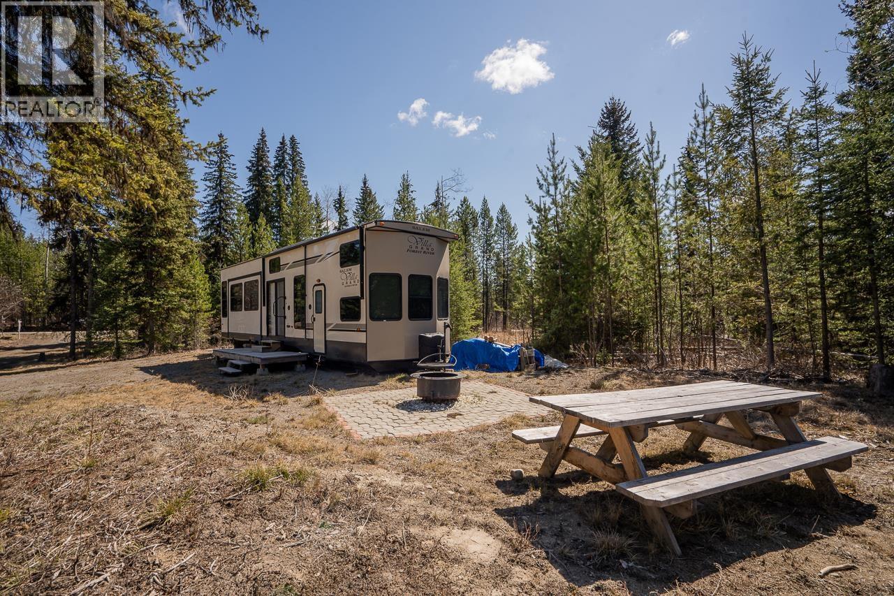 6301 Archie Meadow Road, Forest Grove, British Columbia  V0K 1M0 - Photo 8 - R3106936