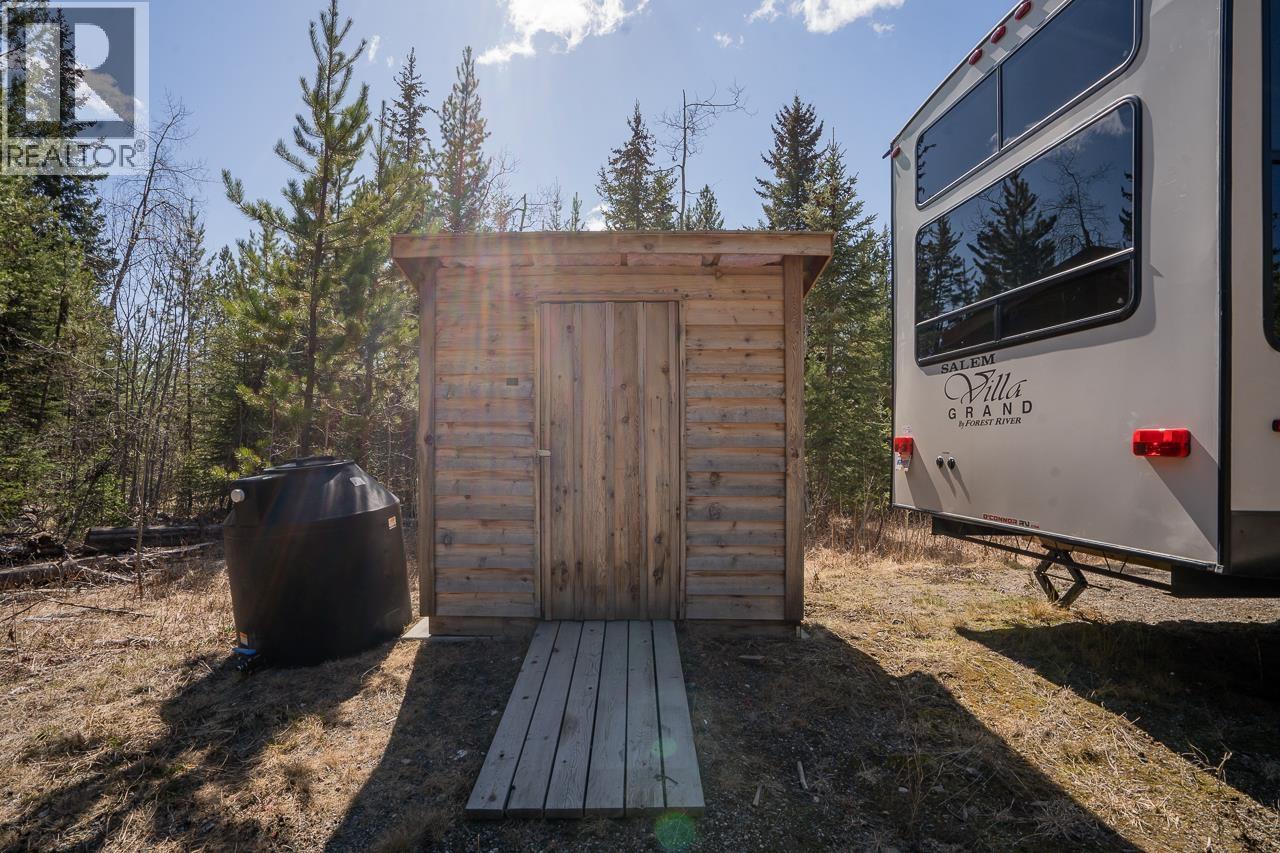 6301 Archie Meadow Road, Forest Grove, British Columbia  V0K 1M0 - Photo 6 - R3106936