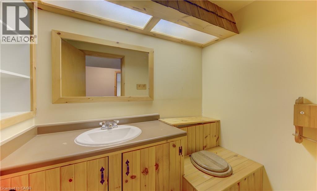 190 Silvercrest Drive, Waterloo, Ontario  N2L 6B1 - Photo 39 - 40819919