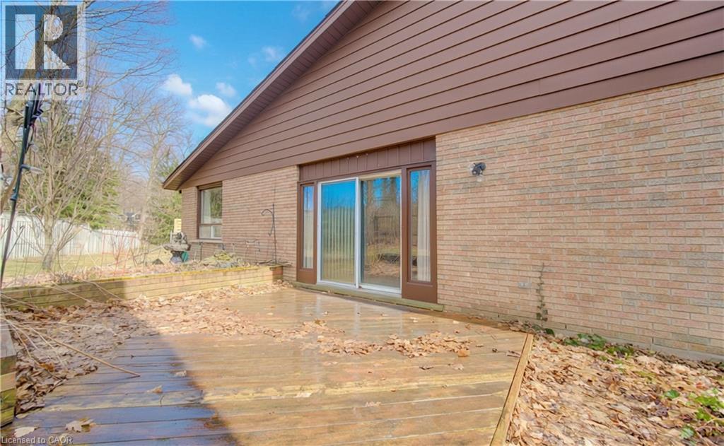 190 Silvercrest Drive, Waterloo, Ontario  N2L 6B1 - Photo 43 - 40819919