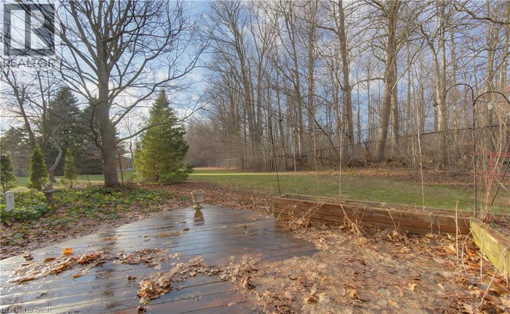 190 Silvercrest Drive, Waterloo, Ontario  N2L 6B1 - Photo 45 - 40819919