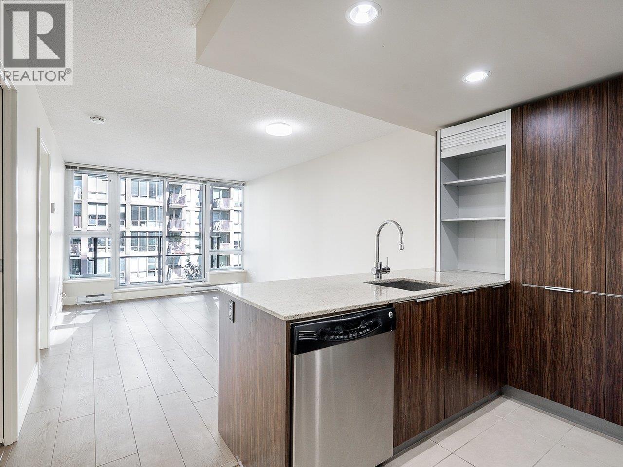 807 1088 Richards Street, Vancouver, British Columbia  V6B 0J8 - Photo 1 - R3110451