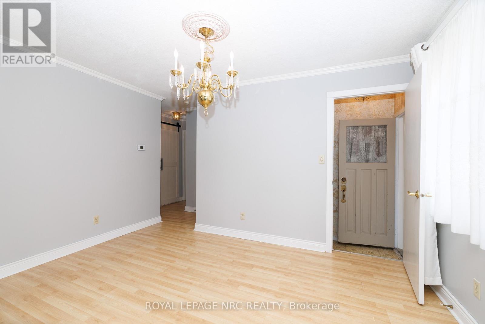 6518 Harmony Avenue, Niagara Falls, Ontario  L2H 1Z4 - Photo 10 - X12993742