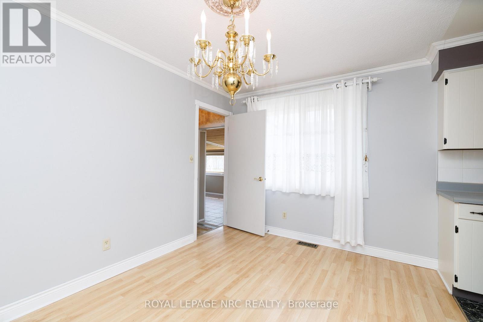 6518 Harmony Avenue, Niagara Falls, Ontario  L2H 1Z4 - Photo 14 - X12993742